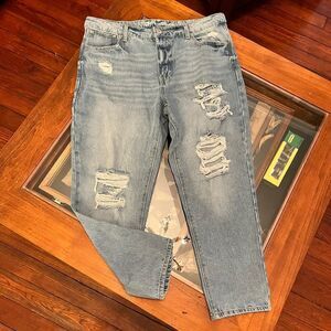 No Boundaries Lite Blue Jeans Worn Look Size 15